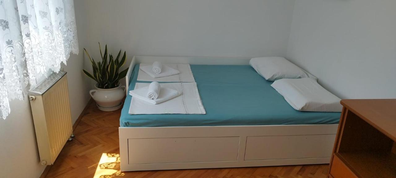 7 Flower Street Apartment Sempeter pri Gorici Exterior photo